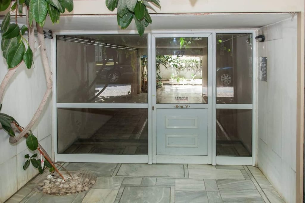 Live Like a Local in Kolonaki — 1-Bedroom Apartment